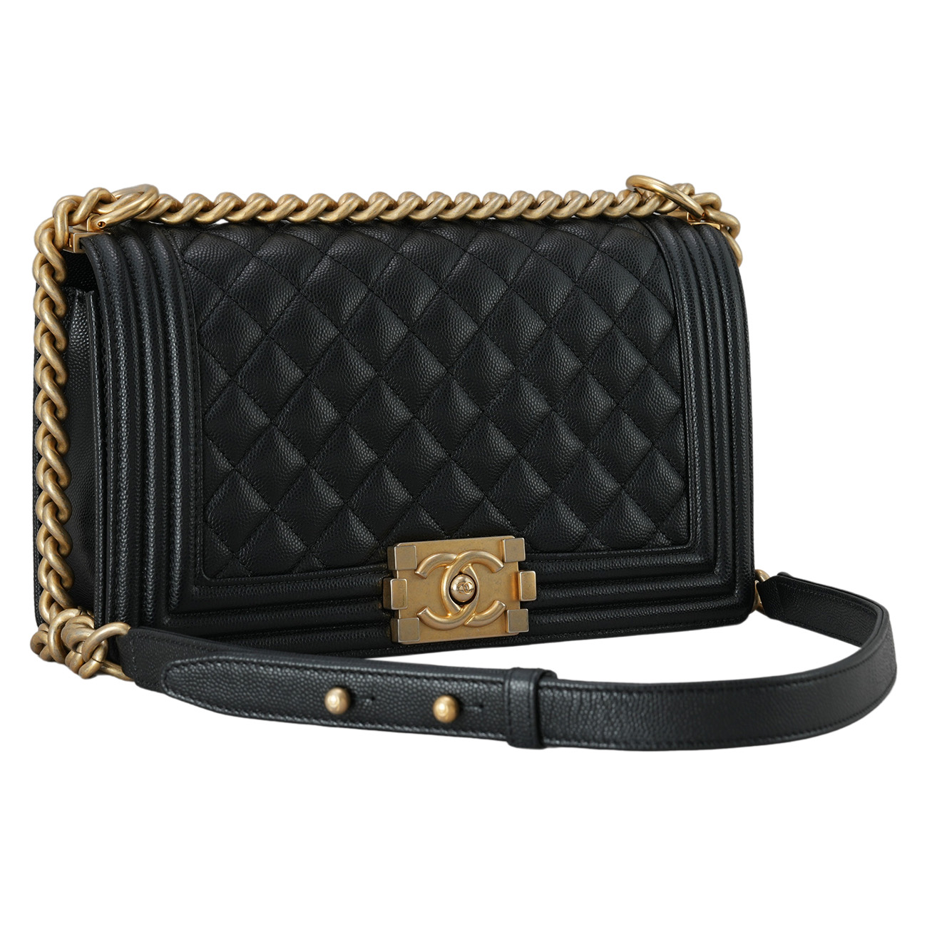 CHANEL(USED)샤넬 A67086 캐비어 보이샤넬 미듐 플랩백