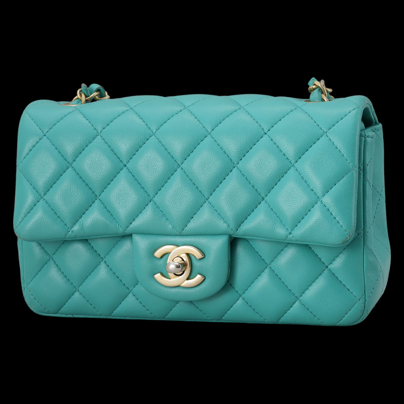 CHANEL(USED)샤넬 A69900 램스킨 클래식 뉴미니 크로스백