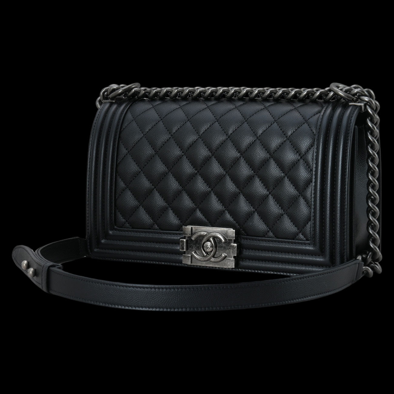 CHANEL(USED)샤넬 A67086 캐비어 보이샤넬 미듐 플랩백