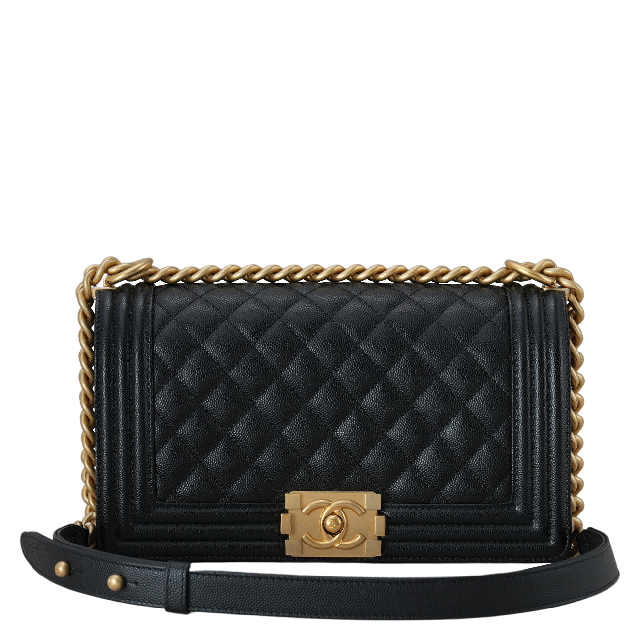 CHANEL(USED)샤넬 A67086 캐비어 보이샤넬 미듐 플랩백