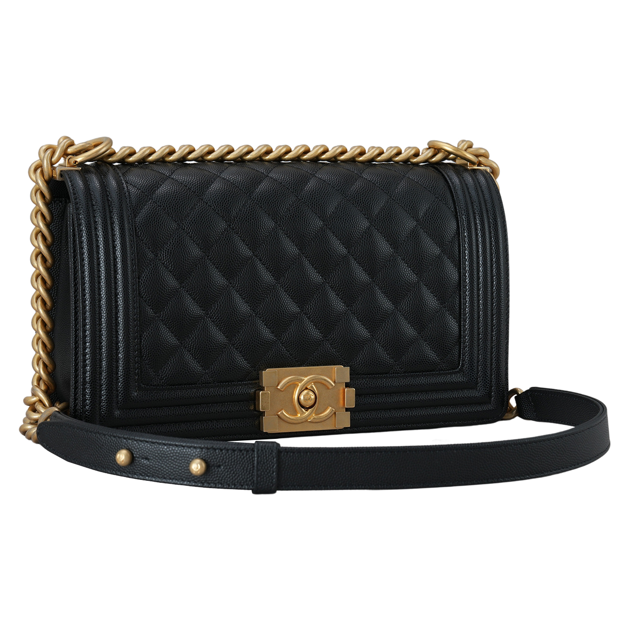 CHANEL(USED)샤넬 A67086 캐비어 보이샤넬 미듐 플랩백