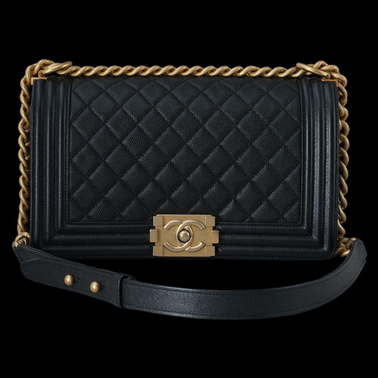 CHANEL(USED)샤넬 캐비어 보이샤넬 미듐 플랩백