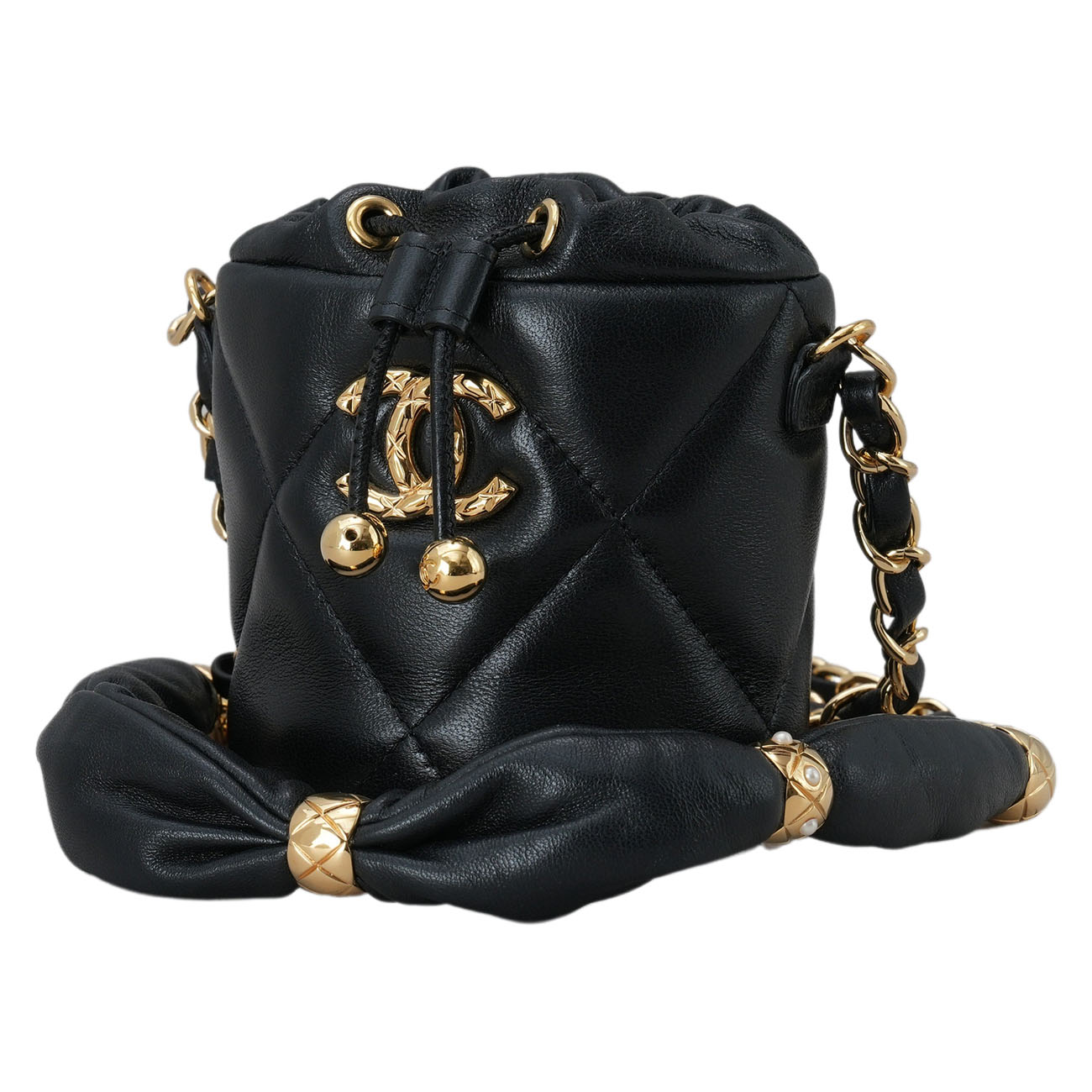 CHANEL(USED)샤넬 필로우 크러쉬 드로스트링 미니 버킷백