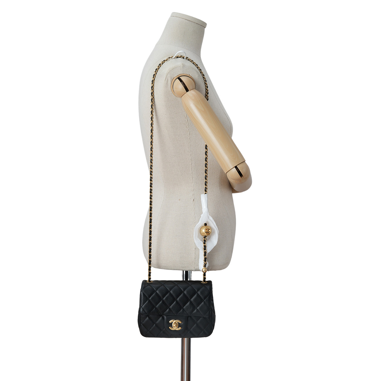 CHANEL(USED)샤넬 램스킨 골든볼 쁘띠삭