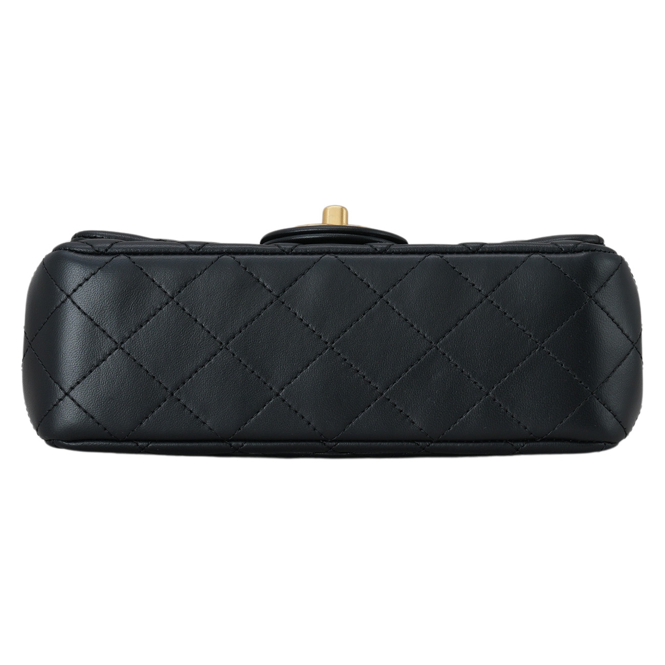 CHANEL(USED)샤넬 램스킨 골든볼 뉴미니