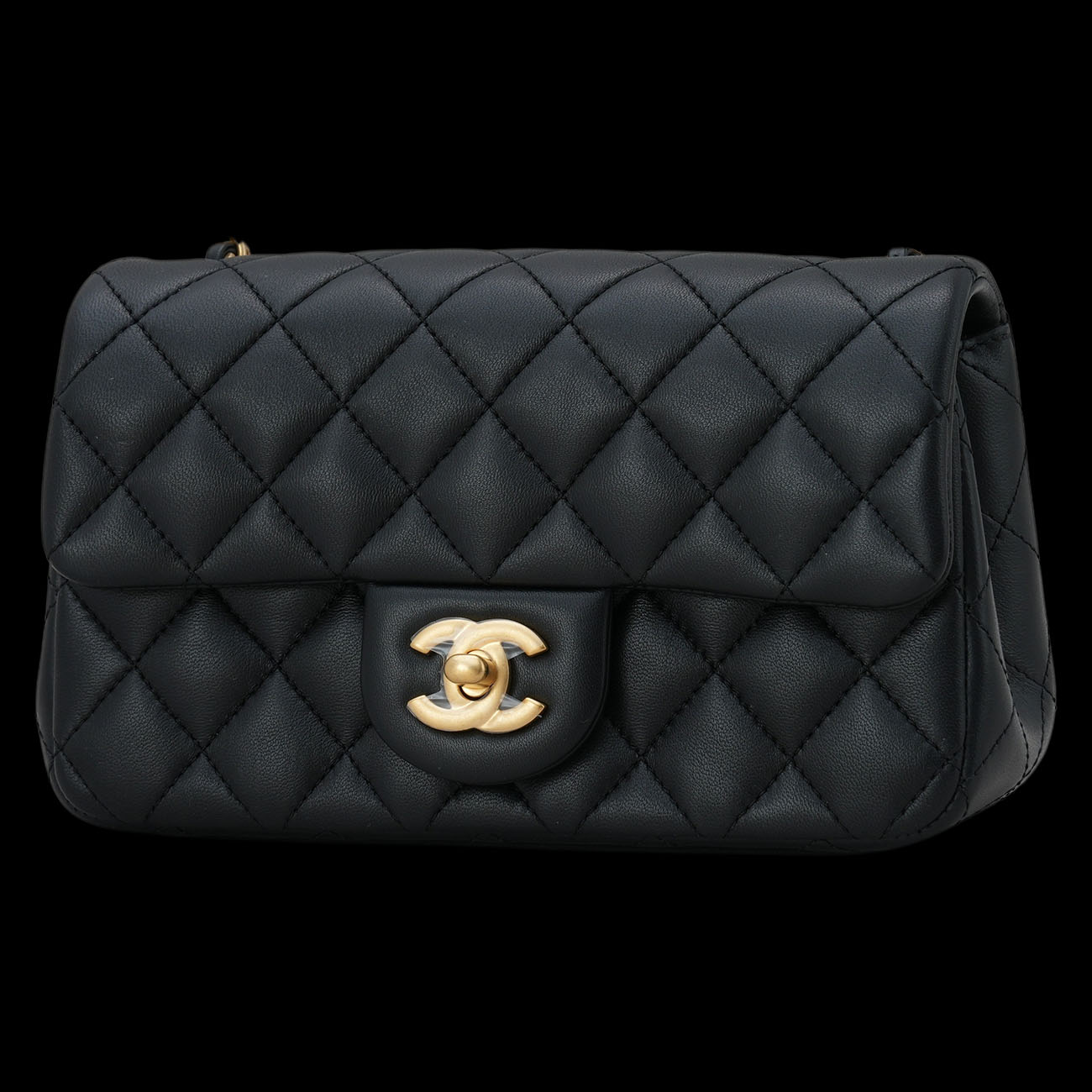 CHANEL(USED)샤넬 램스킨 골든볼 뉴미니