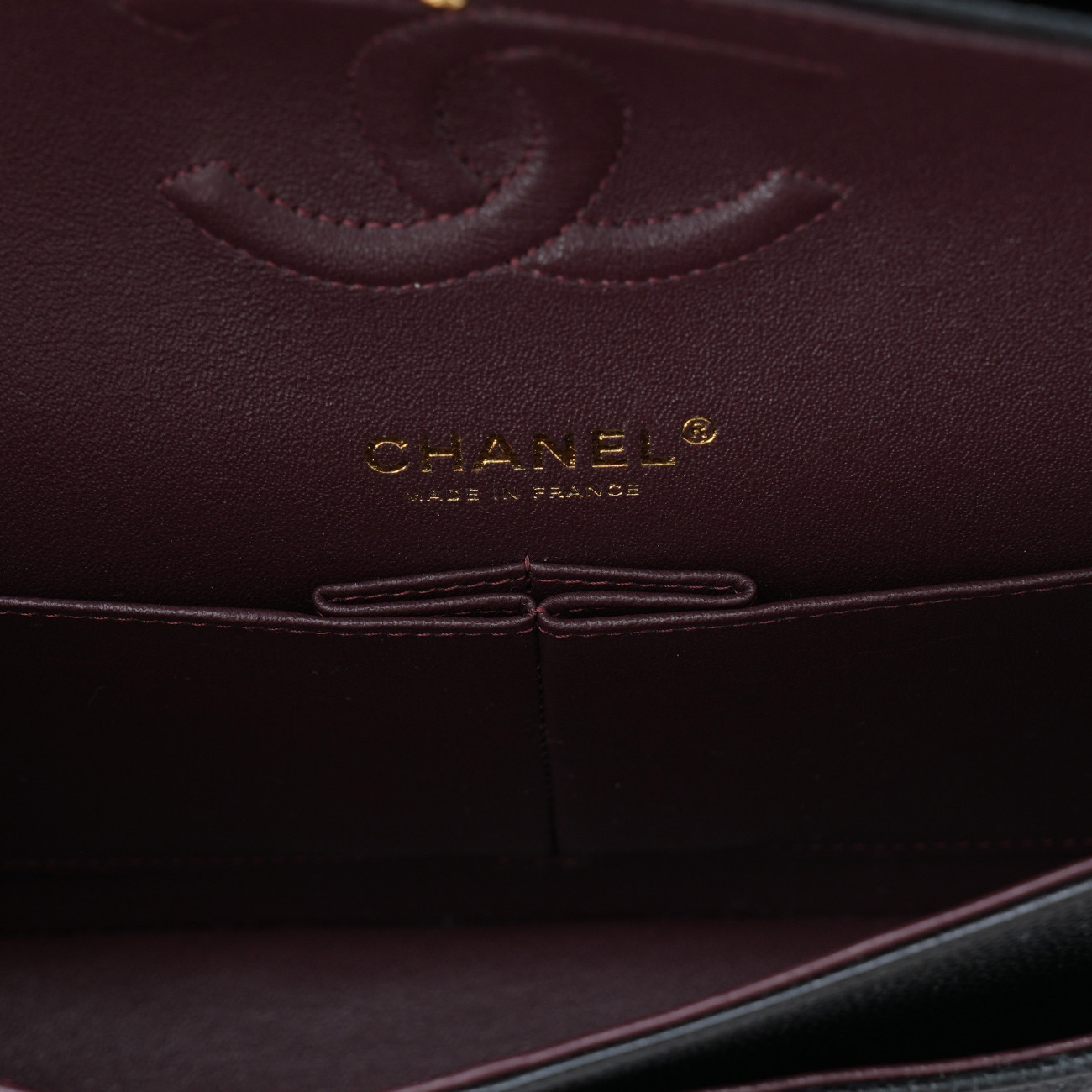 CHANEL(USED)샤넬 A01112 캐비어 클래식 미듐 플랩백