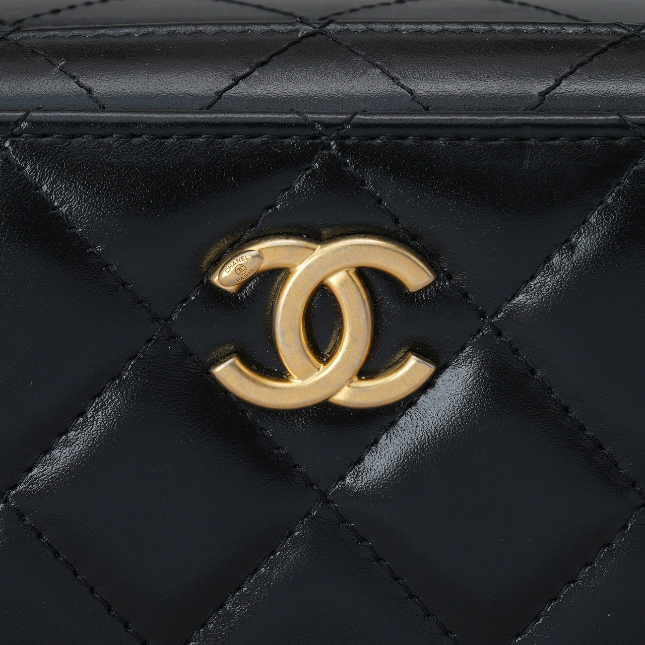 CHANEL(USED)샤넬 AP3246 베니티 핸들 체인 숄더백