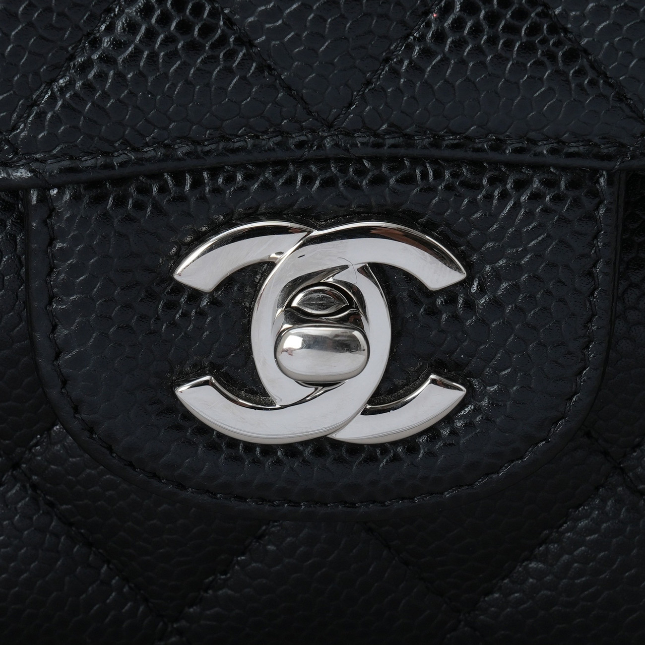 CHANEL(USED)샤넬 캐비어 클래식 미듐 플랩백