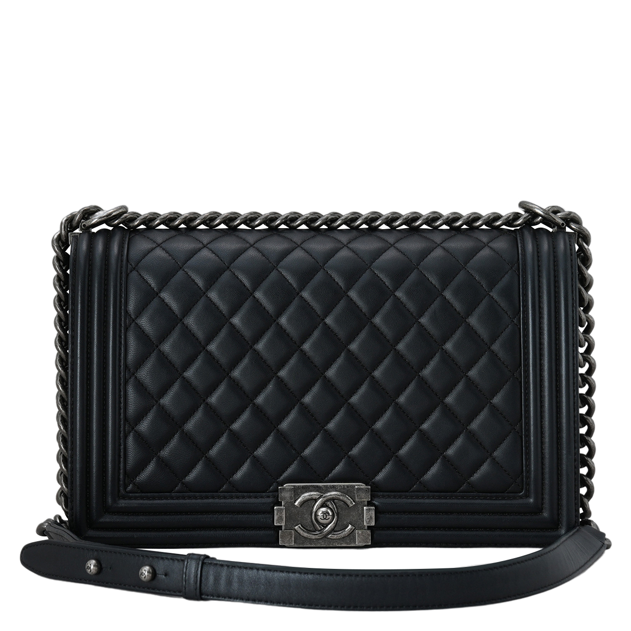 CHANEL(USED)샤넬 보이샤넬 뉴미듐 플랩백