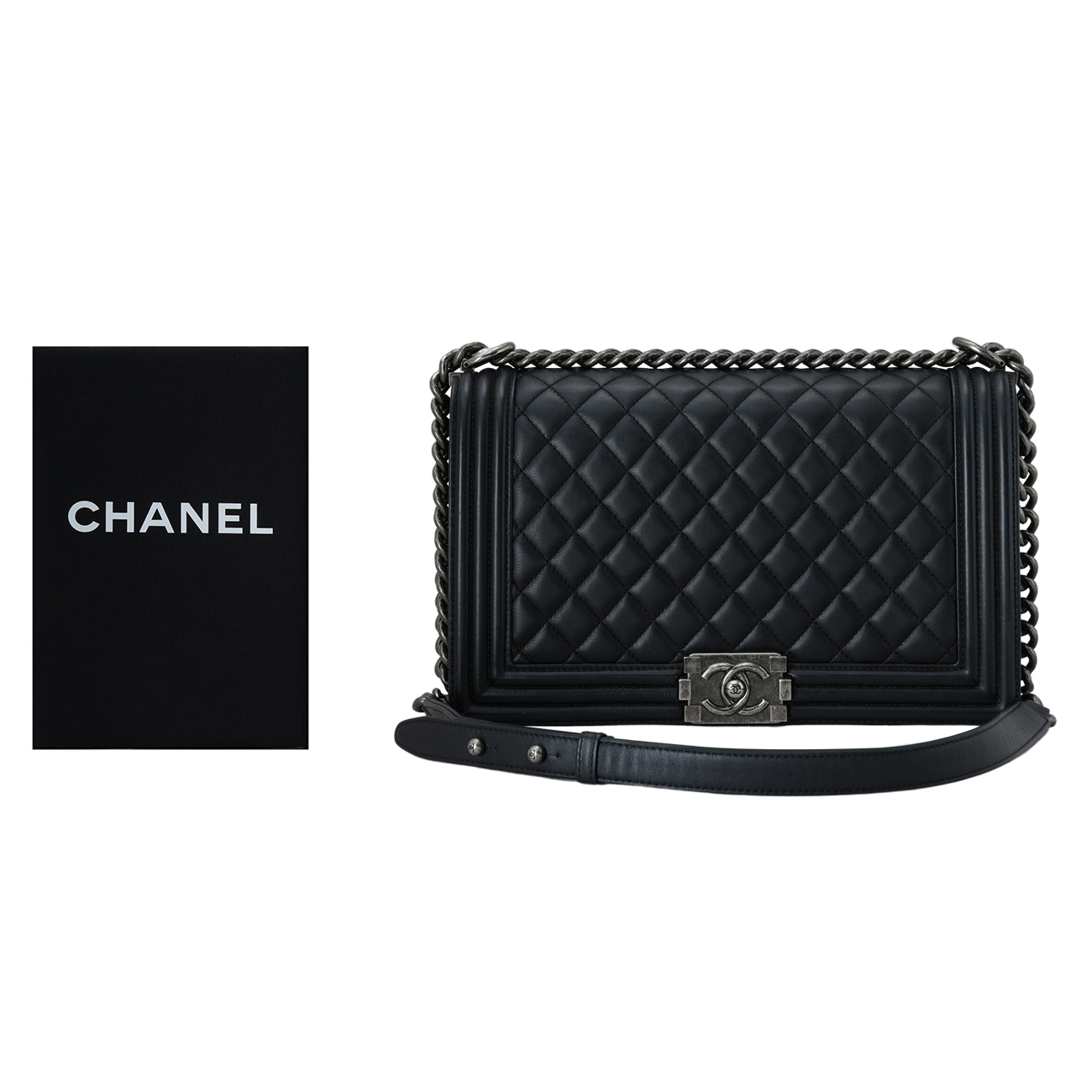 CHANEL(USED)샤넬 보이샤넬 뉴미듐 플랩백
