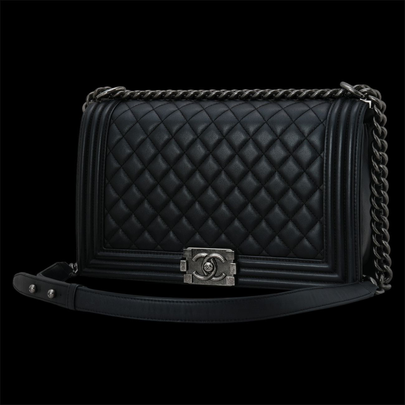 CHANEL(USED)샤넬 보이샤넬 뉴미듐 플랩백