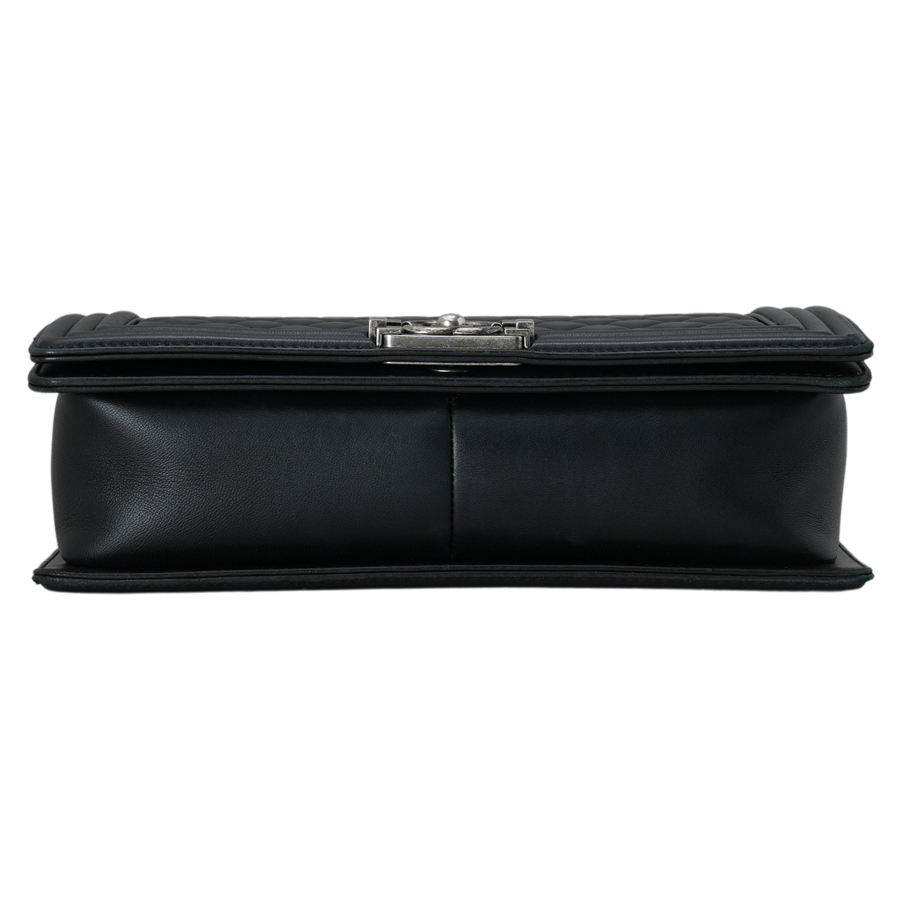 CHANEL(USED)샤넬 보이샤넬 뉴미듐 플랩백