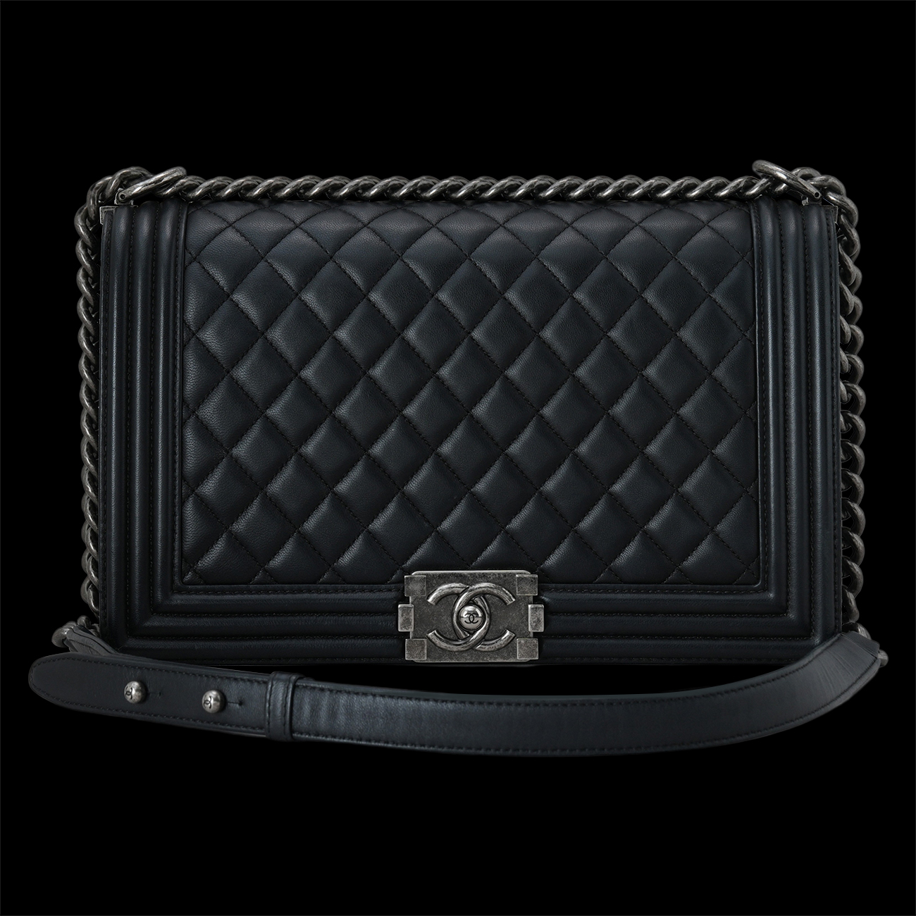 CHANEL(USED)샤넬 보이샤넬 뉴미듐 플랩백