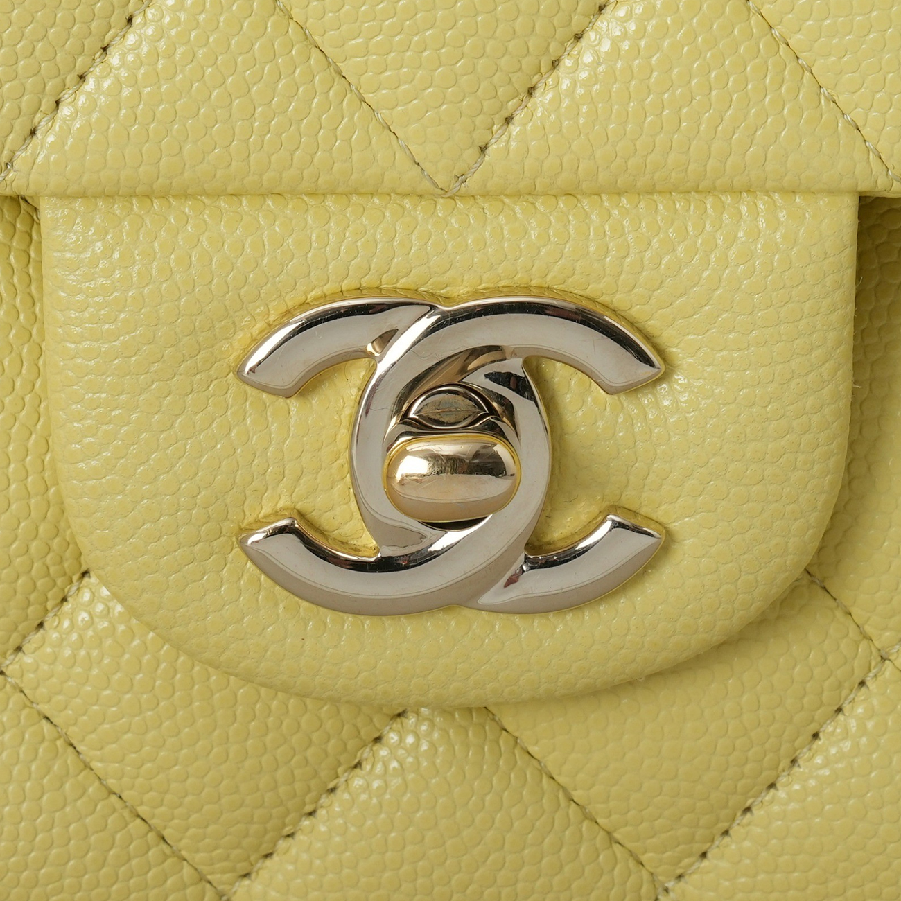 CHANEL(USED)샤넬 캐비어 클래식 미듐 플랩백