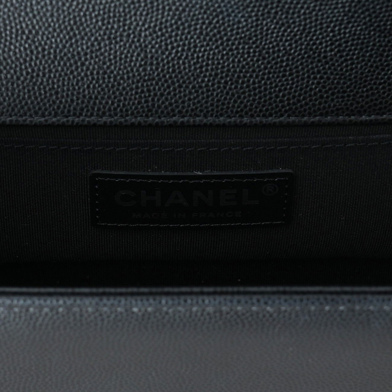 CHANEL(USED)샤넬 캐비어 보이샤넬 미듐 플랩백