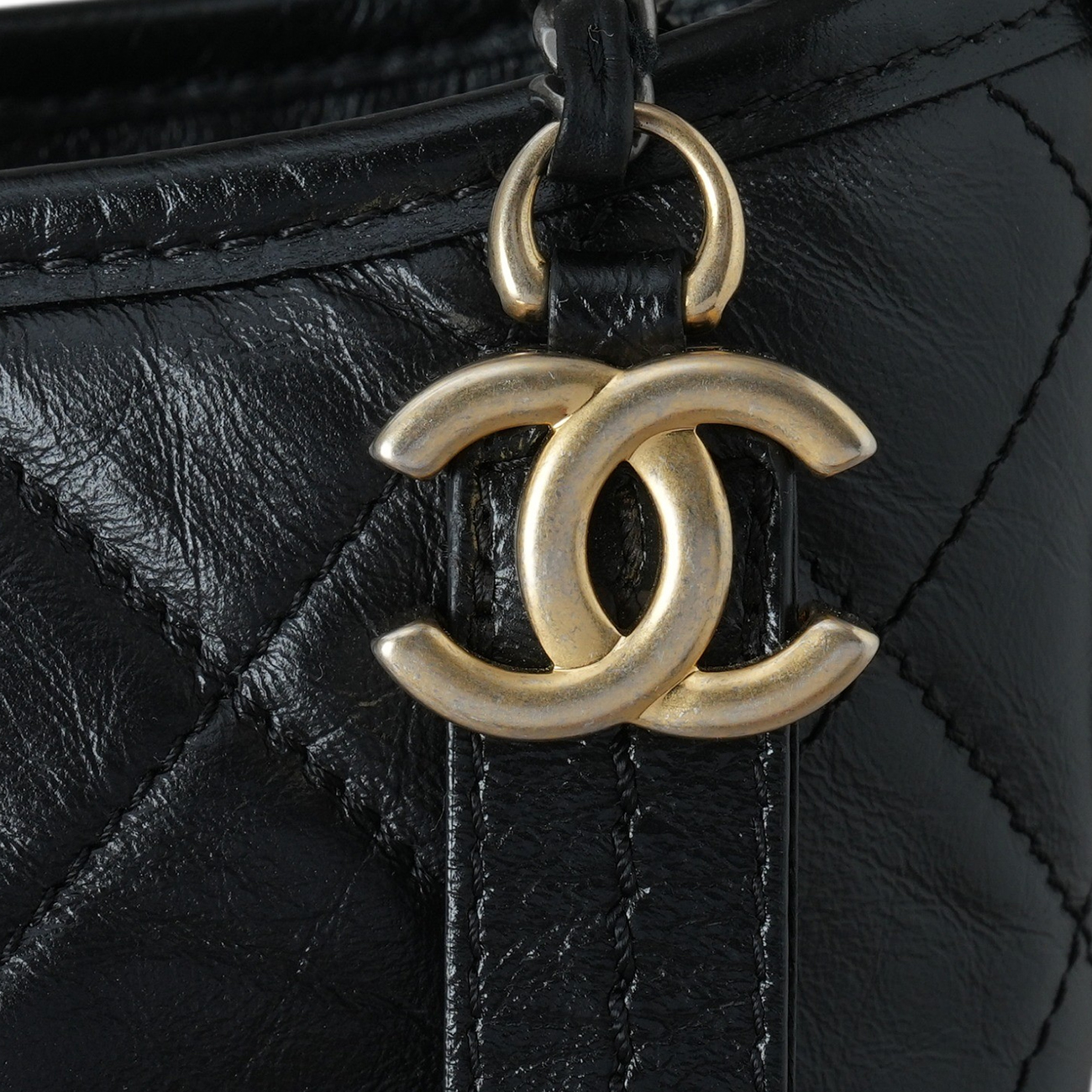 CHANEL(USED)샤넬 A93824 가브리엘 호보 미듐