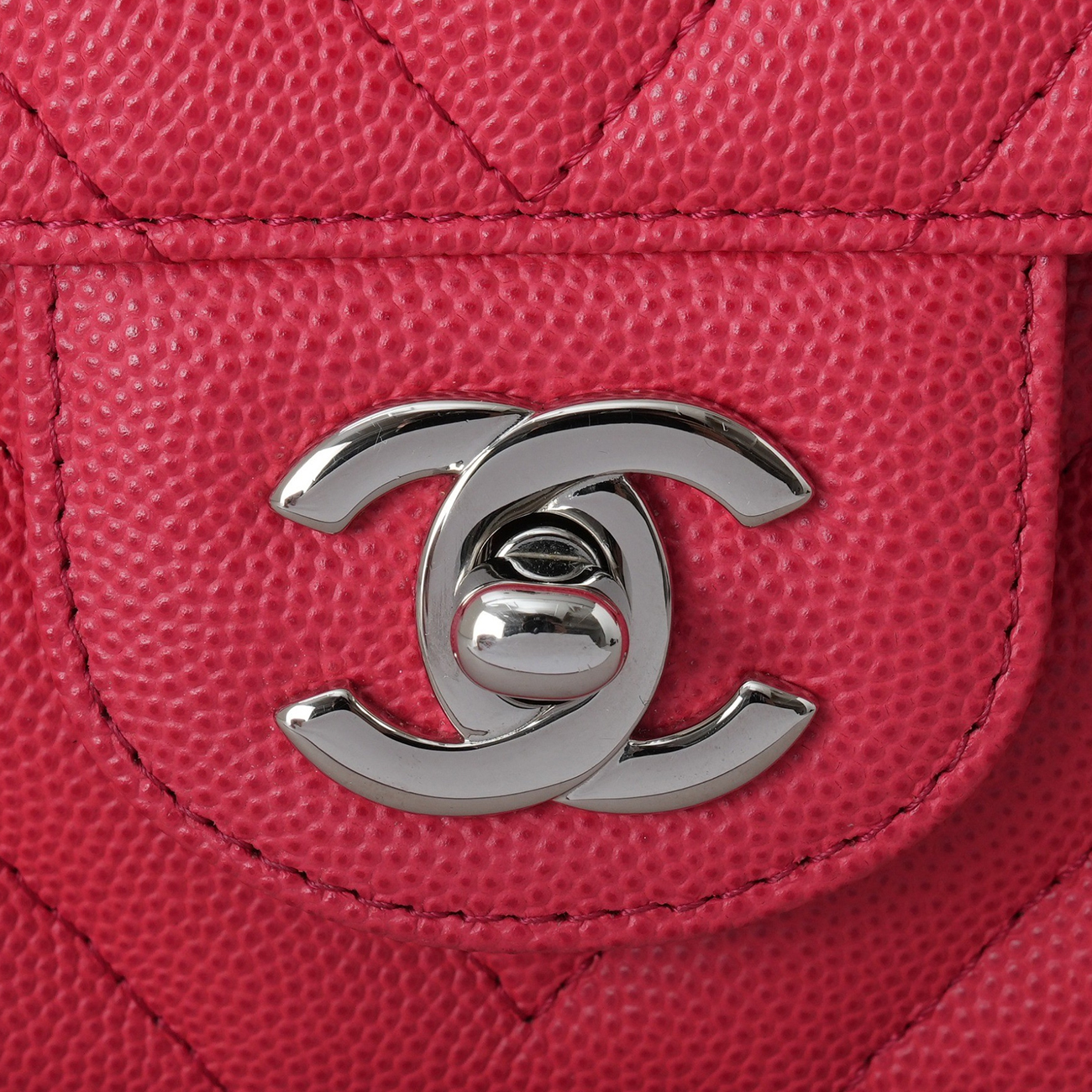 CHANEL(USED)샤넬 쉐브론 클래식 뉴미니 클래식 크로스백