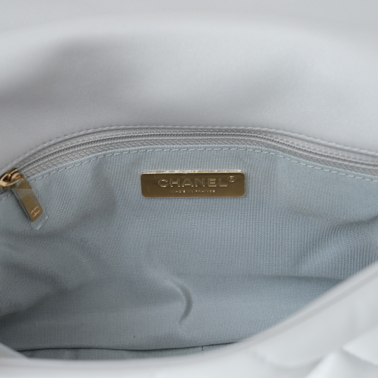 CHANEL(USED)샤넬 19백 미듐