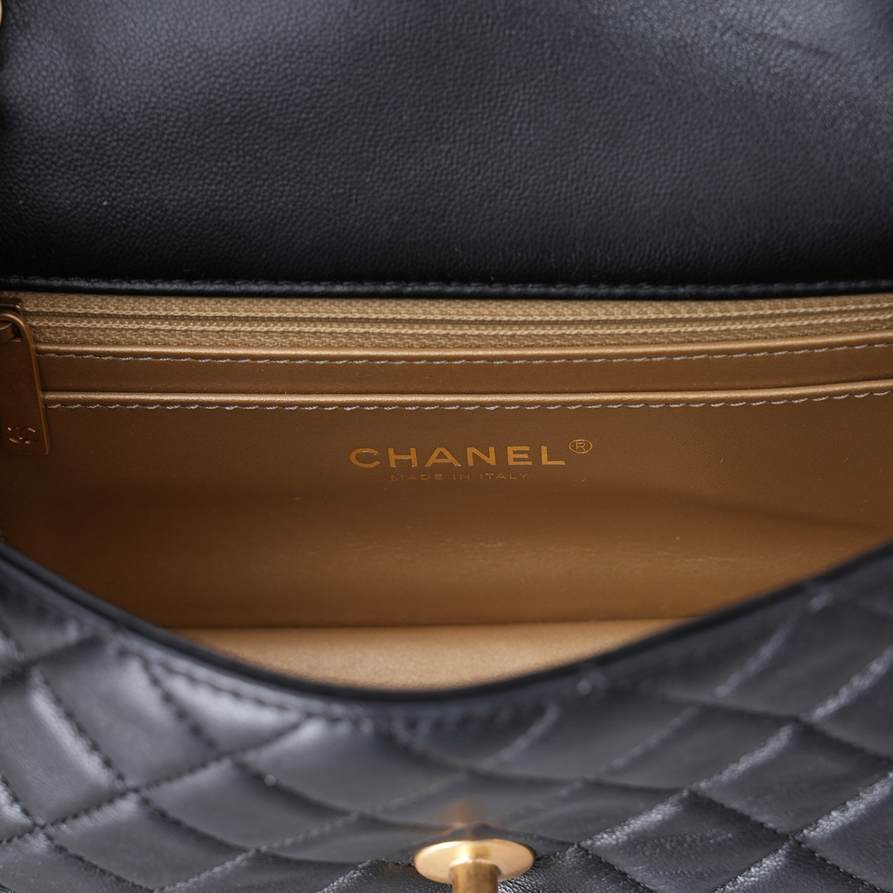 CHANEL(USED)샤넬 클래식 뉴미니 골든볼