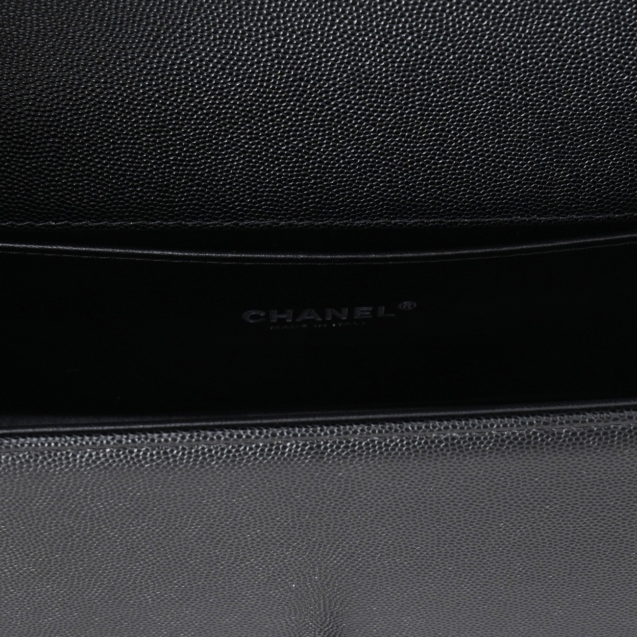 CHANEL(NEW)샤넬 캐비어 보이샤넬 미듐 플랩백 (새상품)NEW PRODUCT
