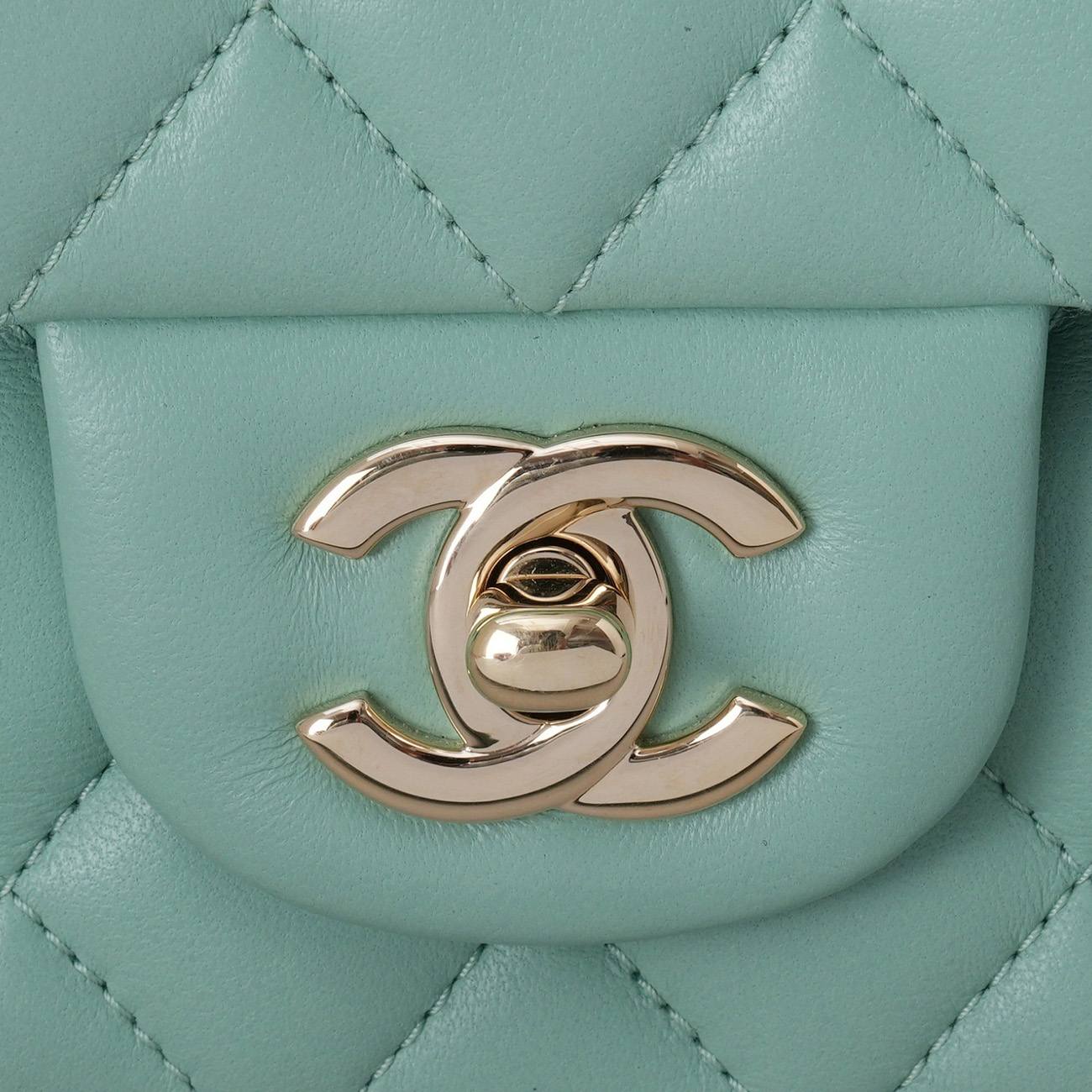 CHANEL(USED)샤넬 램스킨 뉴미니 체인 플랩백