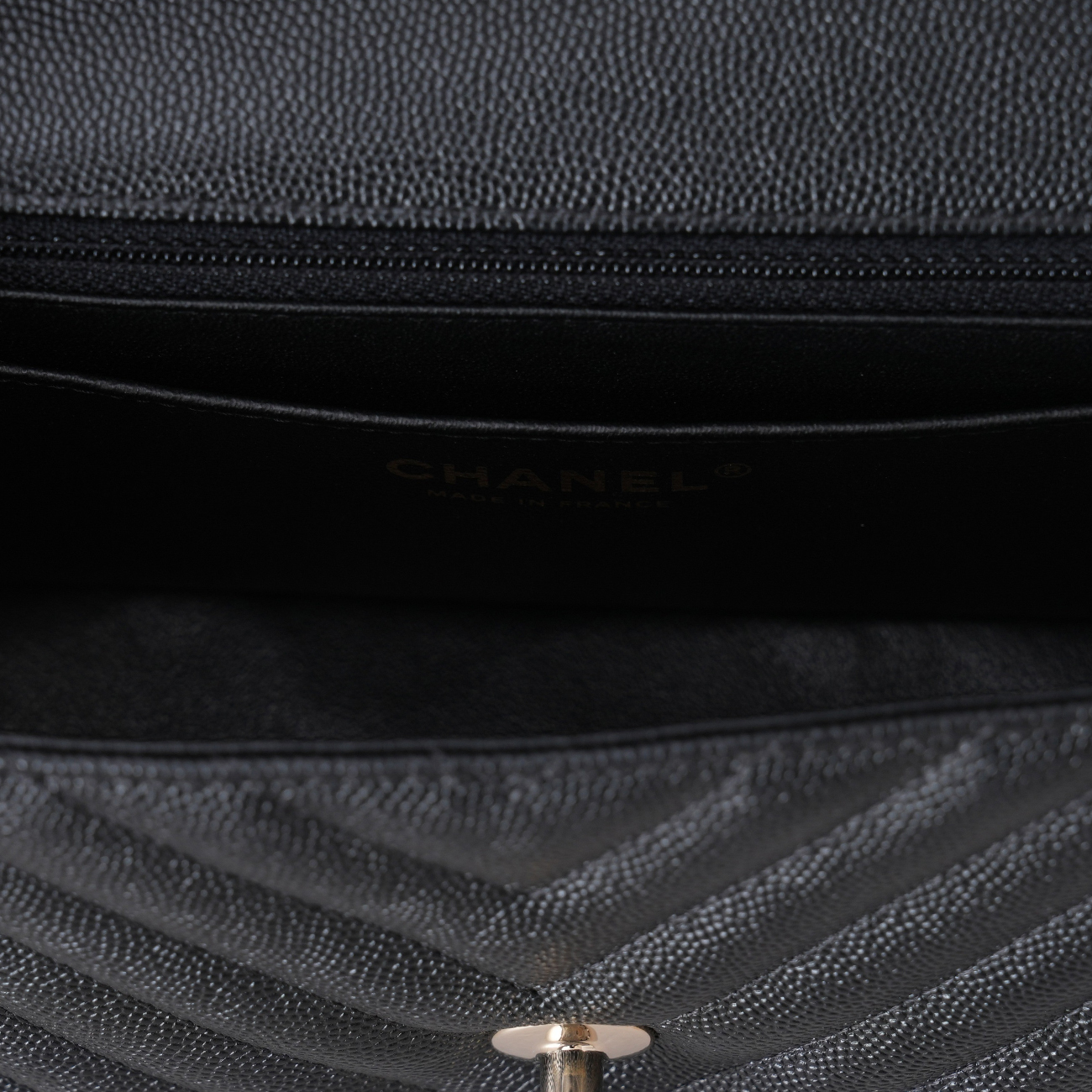 CHANEL(USED)샤넬 캐비어 쉐브론 클래식 뉴미니 크로스백