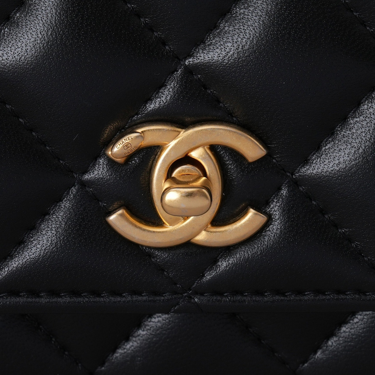 CHANEL(USED)샤넬 AP1450 램스킨 골든볼 WOC