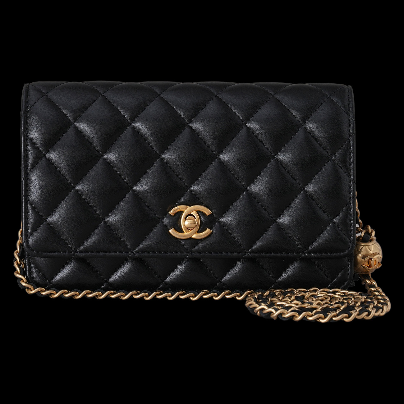 CHANEL(USED)샤넬 AP1450 램스킨 골든볼 WOC
