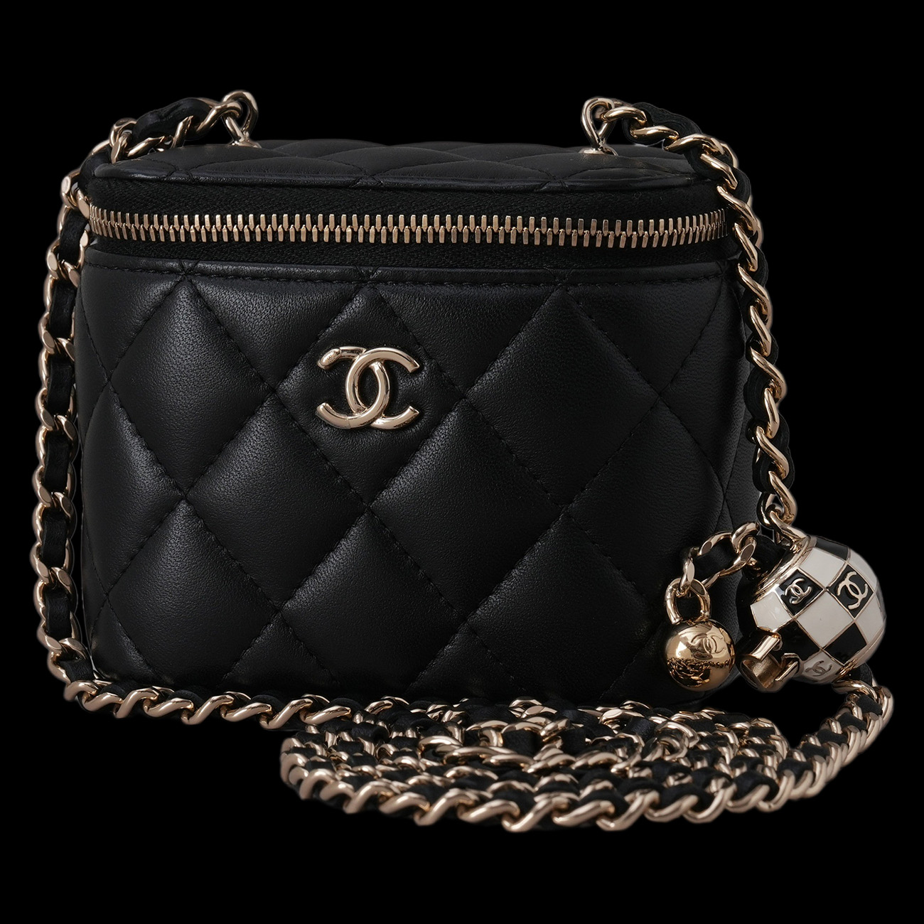 CHANEL(USED)샤넬 AP1447 램스킨 정사각 베니티 체크볼