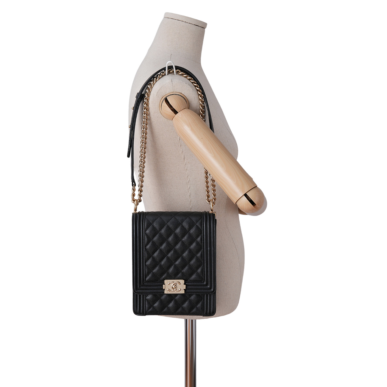 CHANEL(USED)샤넬 캐비어 보이샤넬 사첼백