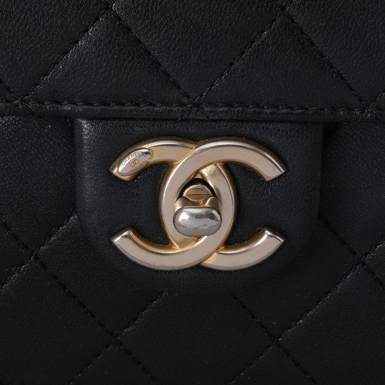 CHANEL(USED)샤넬 시즌 진주 체인 플랩