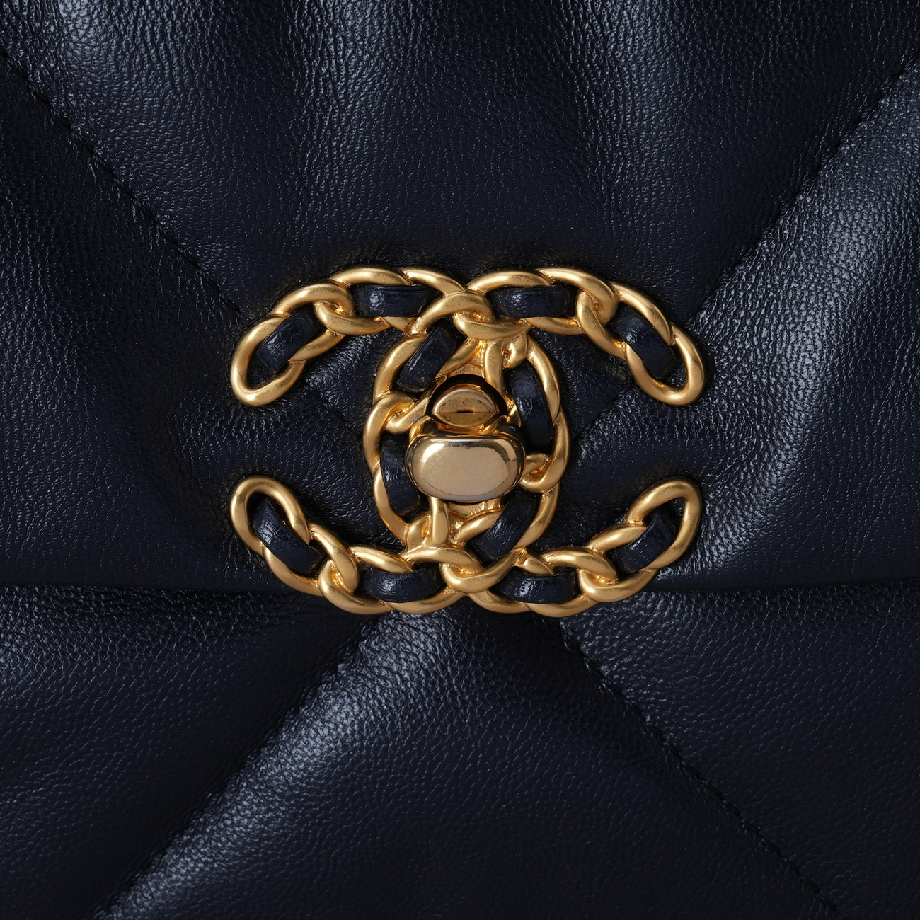 CHANEL(USED)샤넬 AS1160 19백 미듐