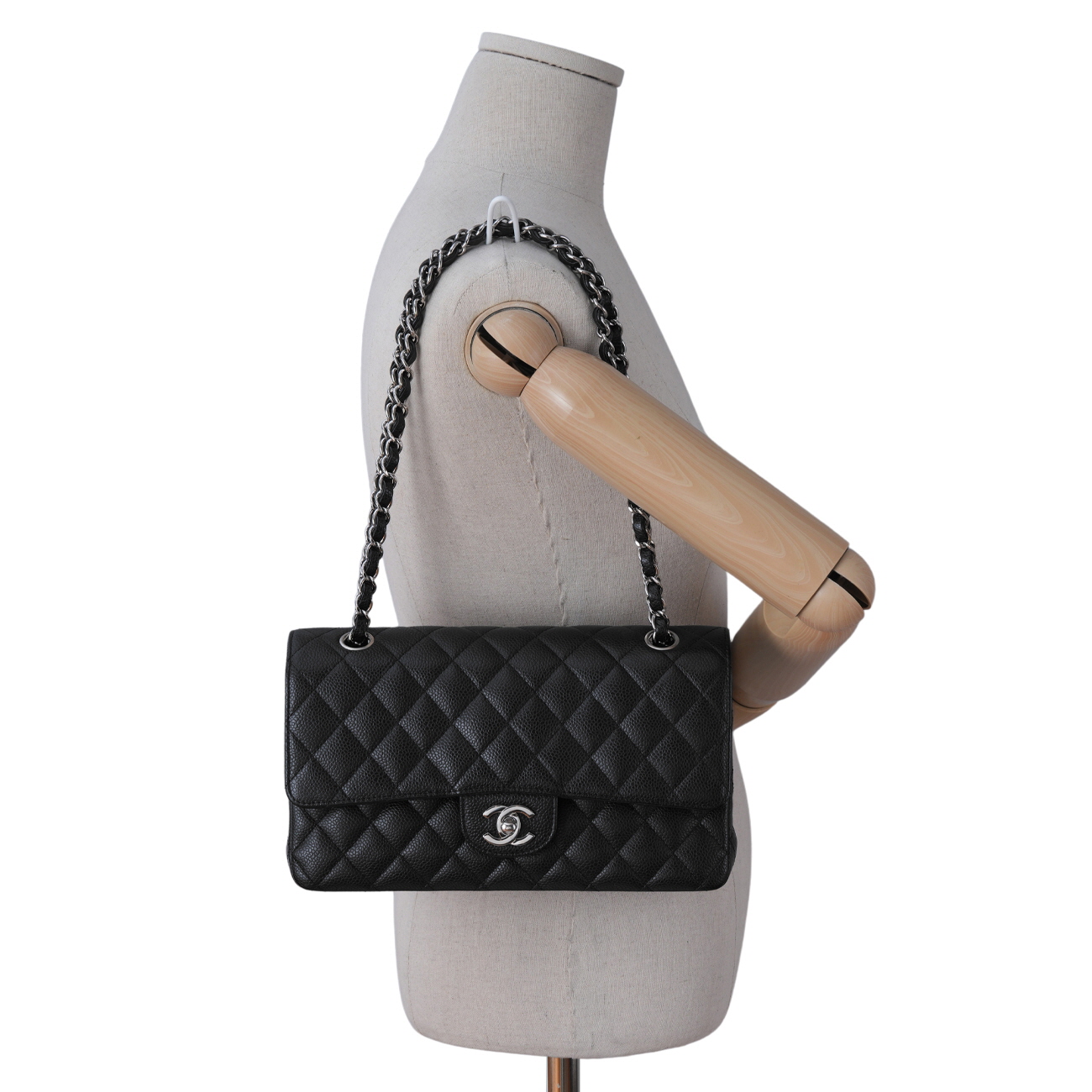 CHANEL(USED)샤넬 캐비어 클래식 미듐 플랩백
