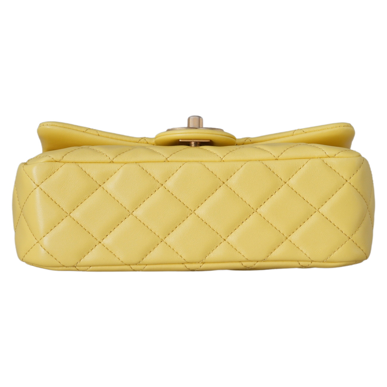 CHANEL(USED)샤넬 시즌 보석 스트랩 뉴미니백
