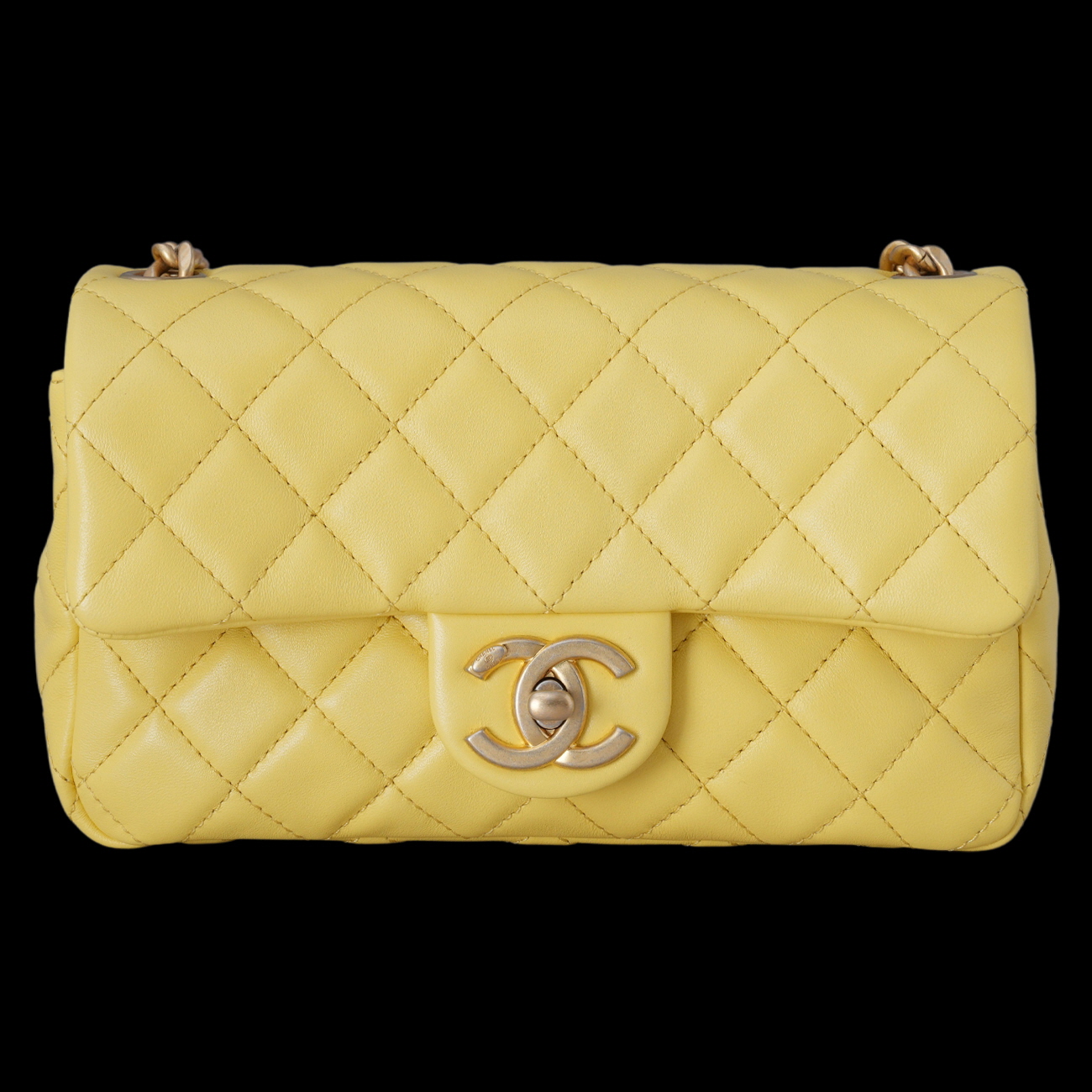 CHANEL(USED)샤넬 시즌 보석 스트랩 뉴미니백