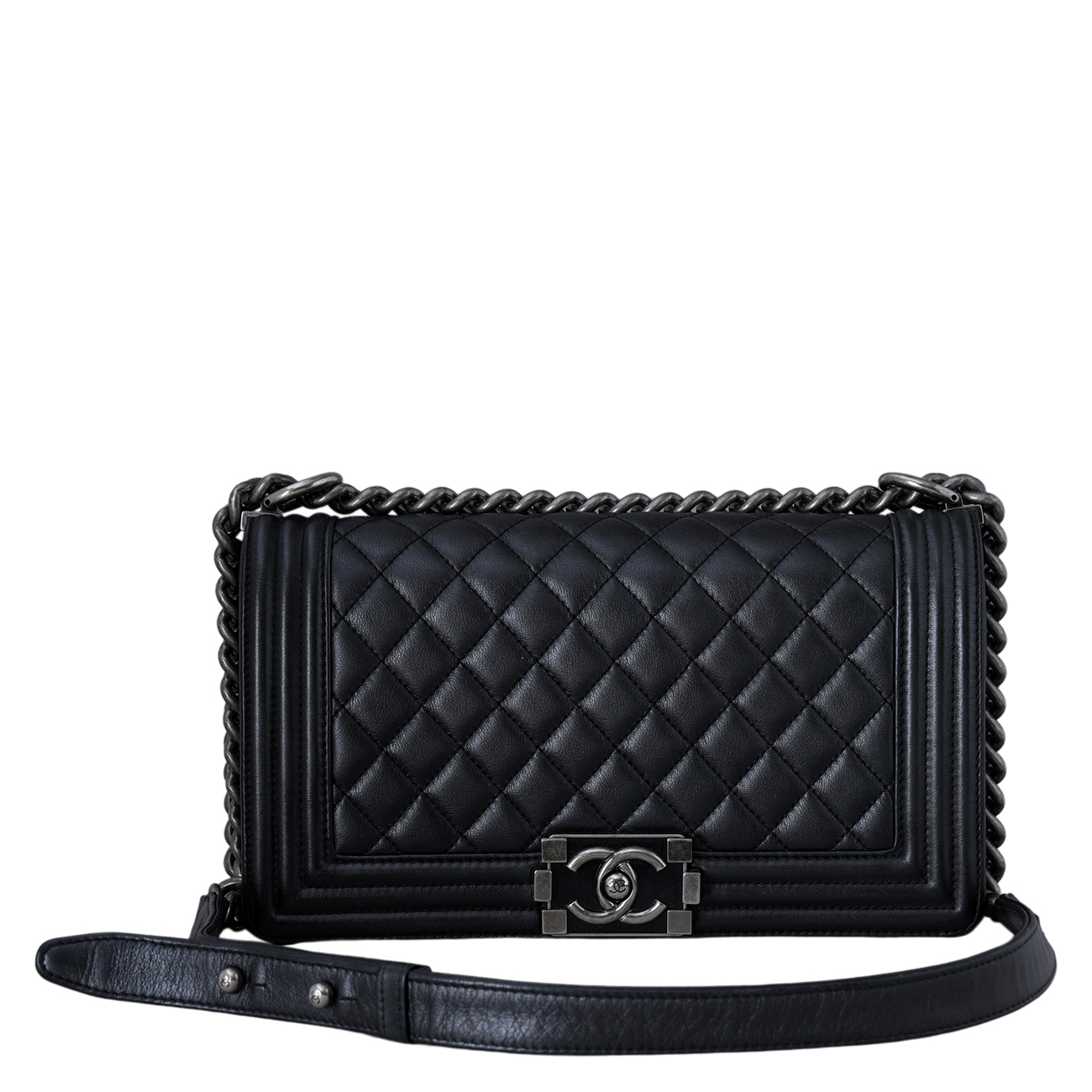 CHANEL(USED)샤넬 램스킨 보이샤넬 미듐 플랩백