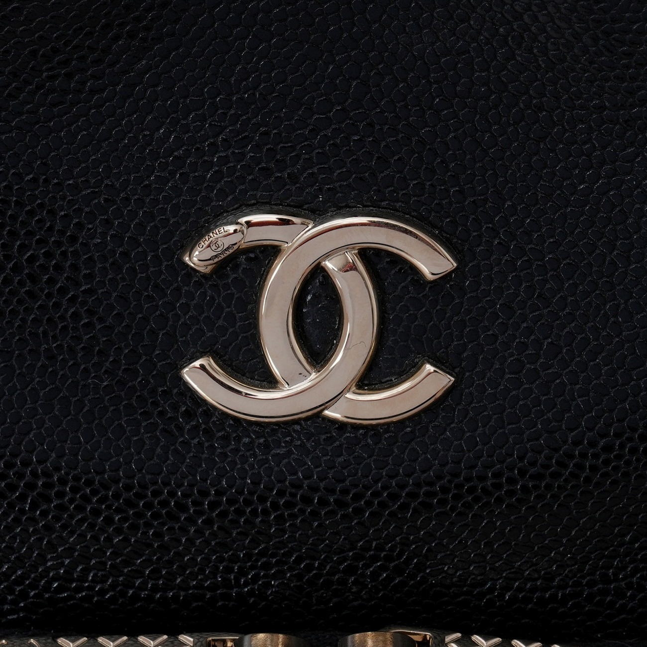 CHANEL(USED)샤넬 비지니스 어피니티 드로스트링 버킷백 블랙