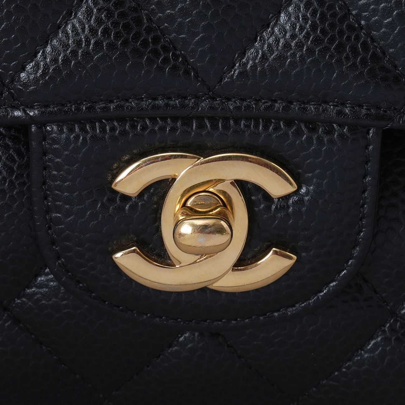 CHANEL(USED)샤넬 캐비어 클래식 미듐 플랩백
