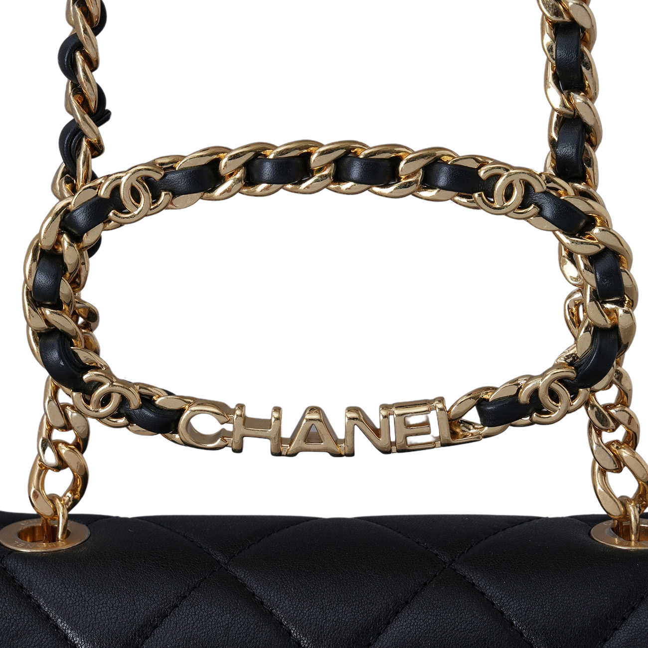 CHANEL(USED)샤넬 AS3748 시즌 로고 탑핸들 미니 플랩백