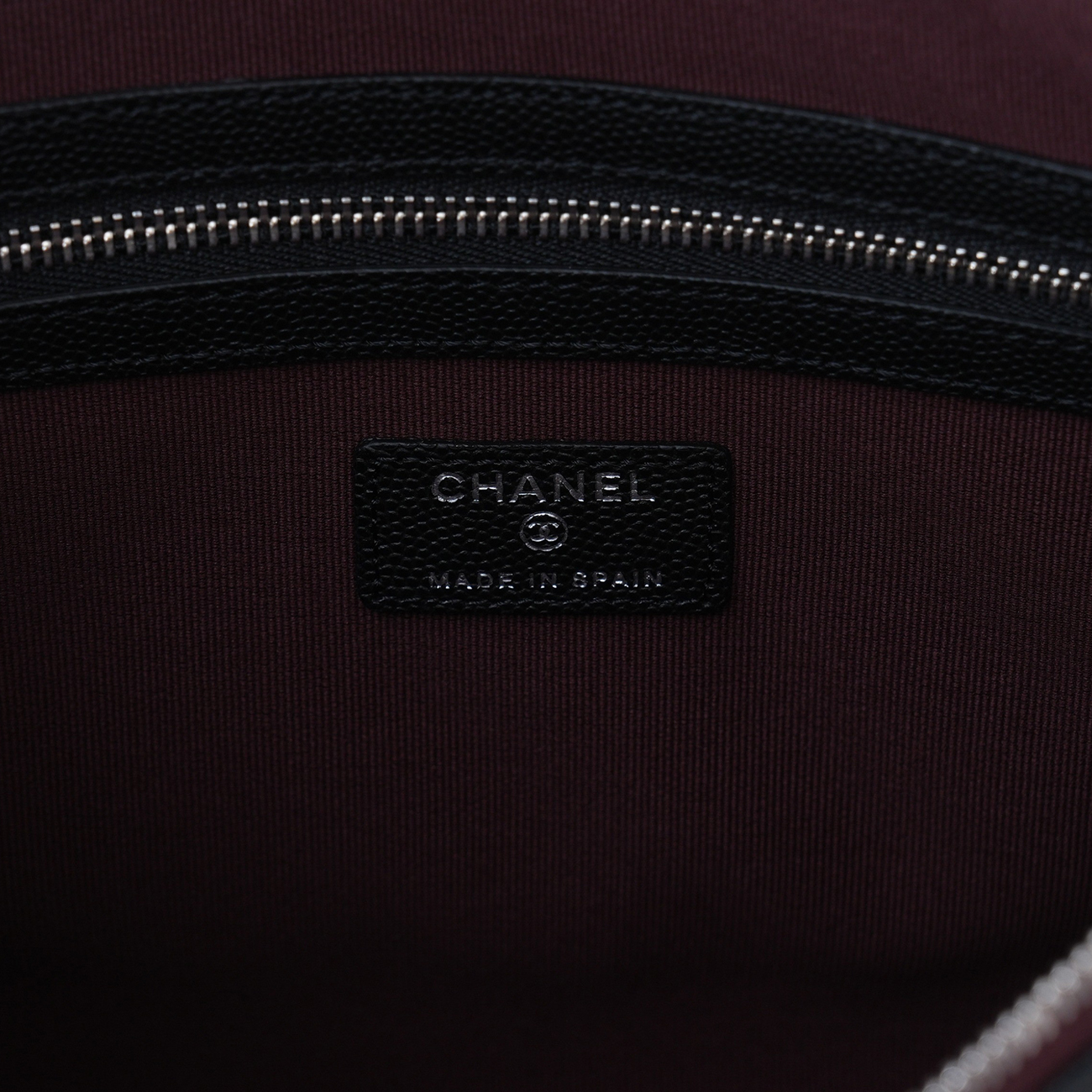 CHANEL(NEW)샤넬 A82545 캐비어 클래식 뉴미듐 클러치 (새상품) NEW PRODUCT