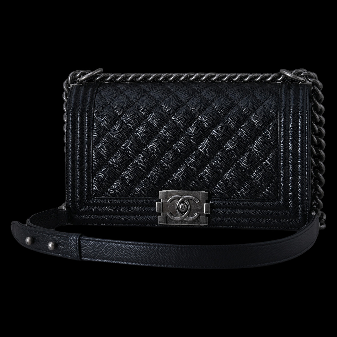 CHANEL(USED)샤넬 A67086 캐비어 보이샤넬 미듐 플랩백