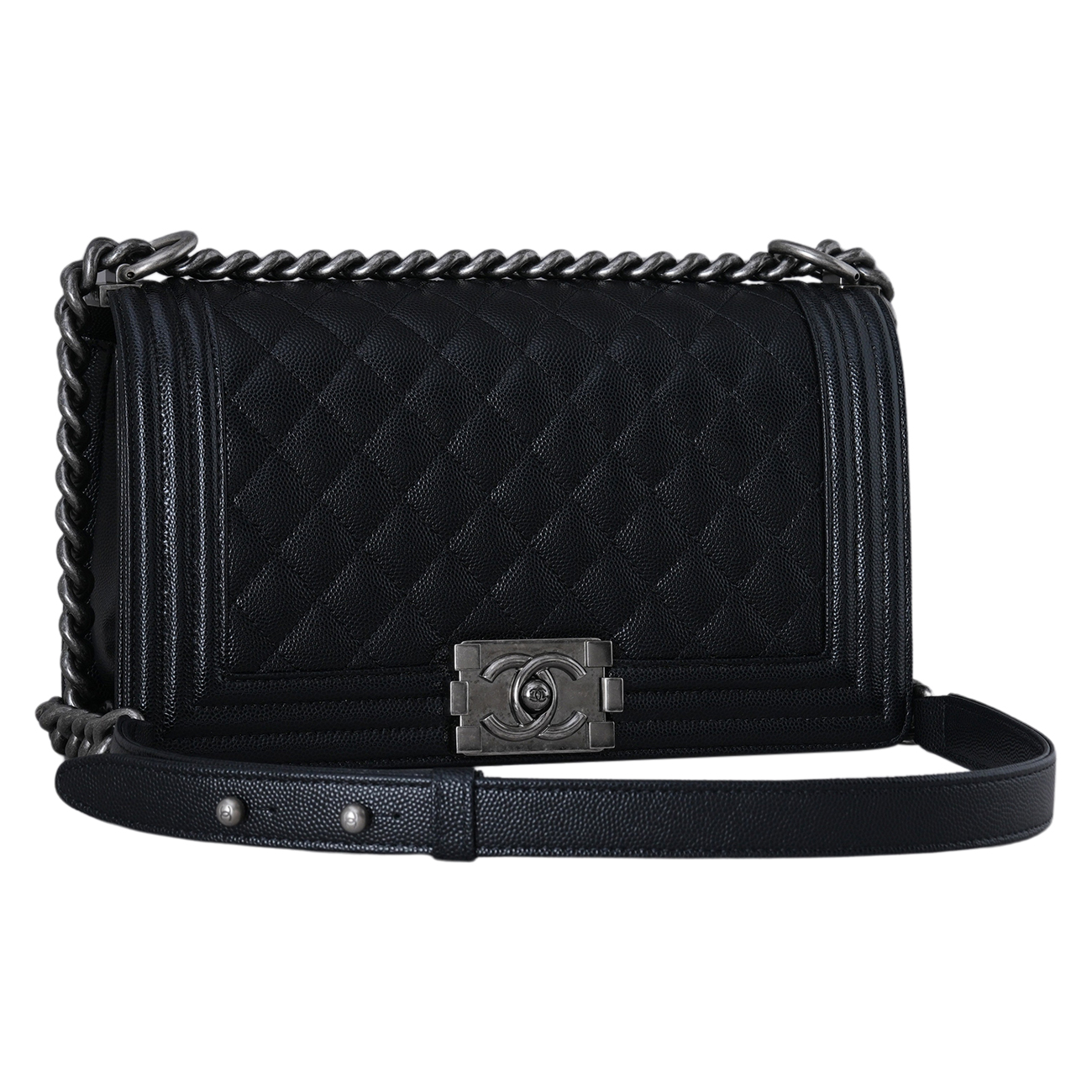 CHANEL(USED)샤넬 A67086 캐비어 보이샤넬 미듐 플랩백
