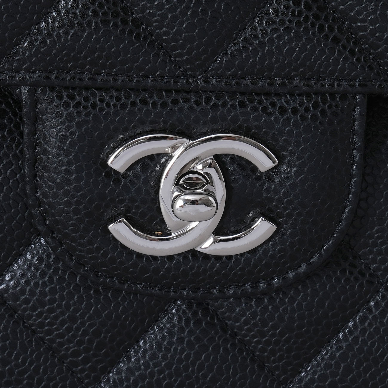 CHANEL(USED)샤넬 캐비어 클래식 미듐 플랩백