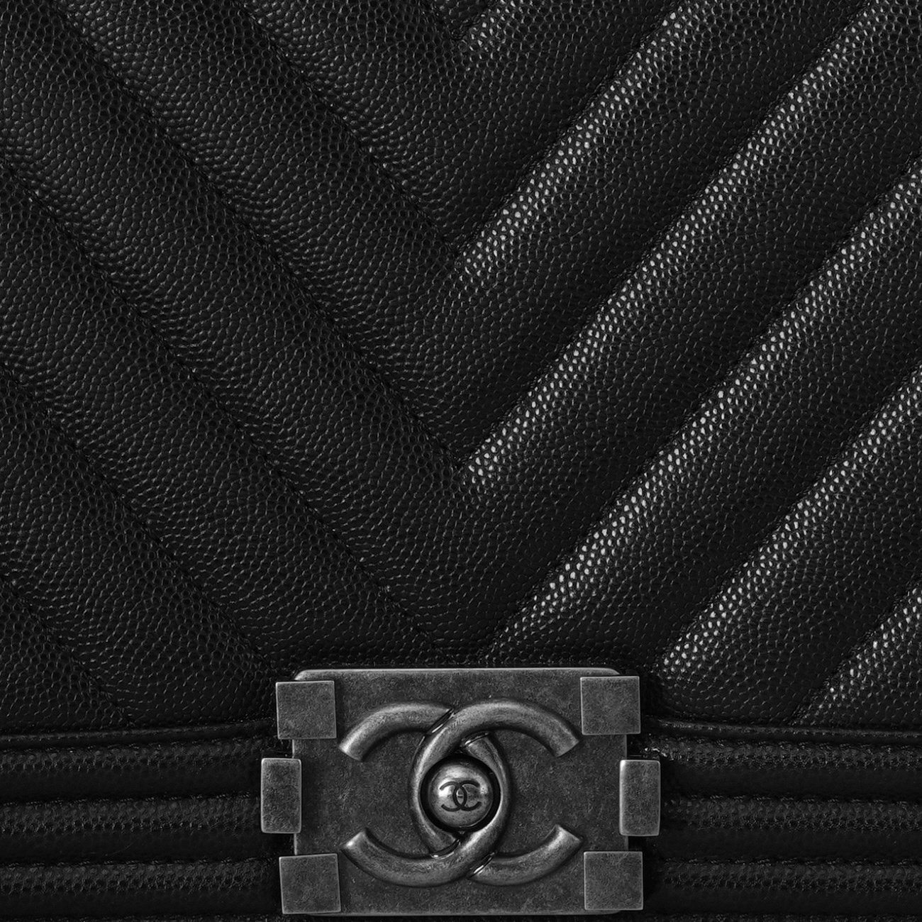 CHANEL(USED)샤넬 캐비어 보이샤넬 쉐브론 라지 플랩백