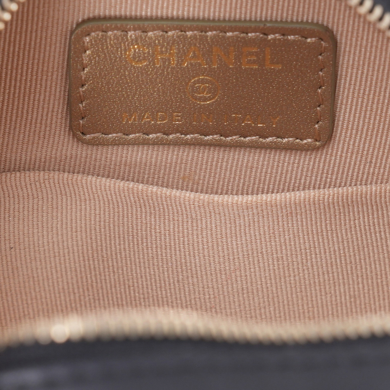 CHANEL(USED)샤넬 램스킨 골든볼 라운드백 블랙