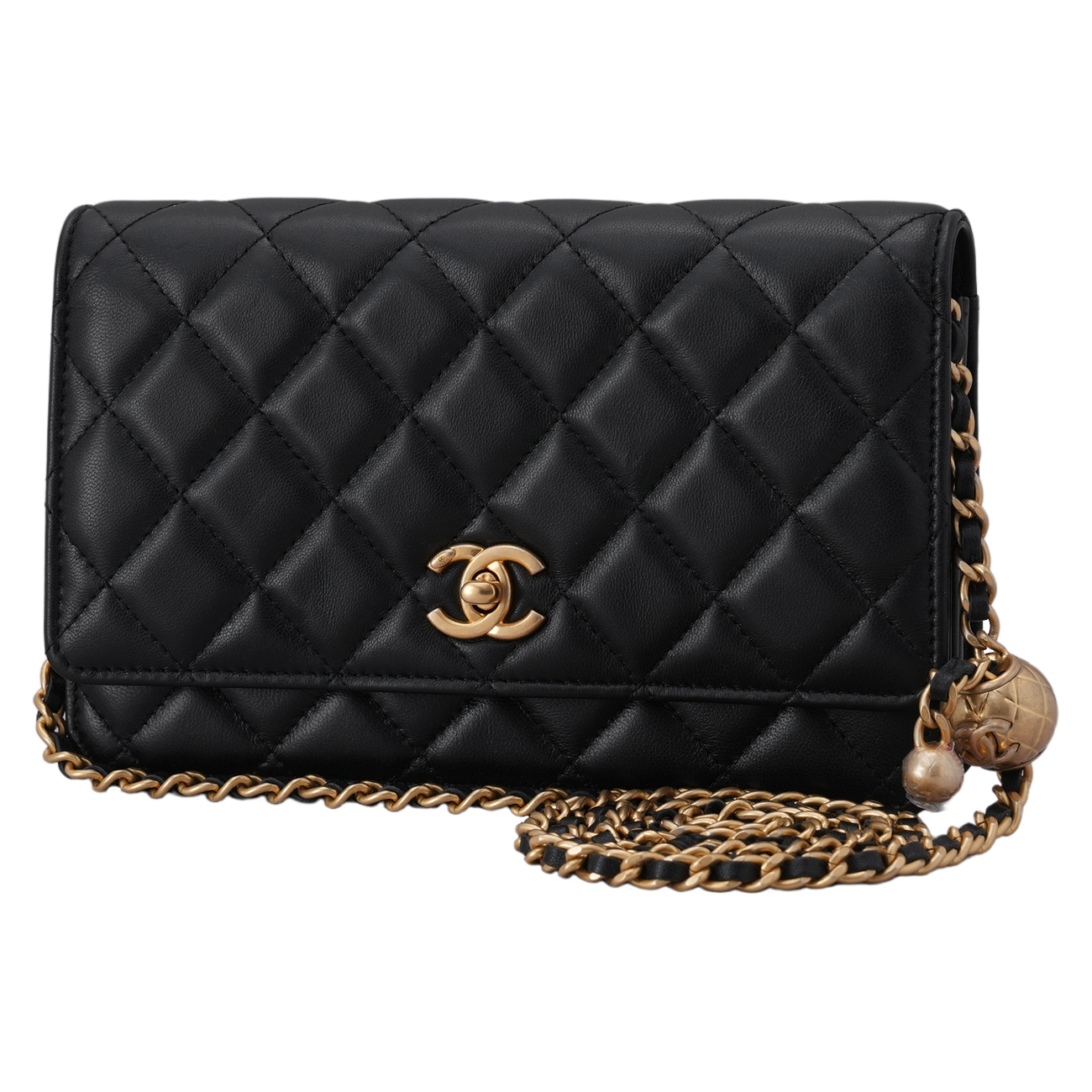 CHANEL(USED)샤넬 AP1450 램스킨 골든볼 WOC