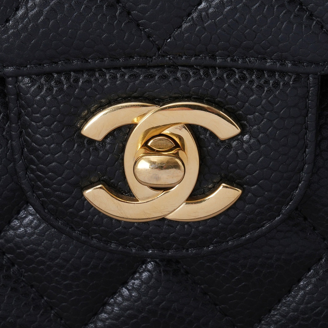 CHANEL(USED)샤넬 캐비어 클래식 미듐 플랩백