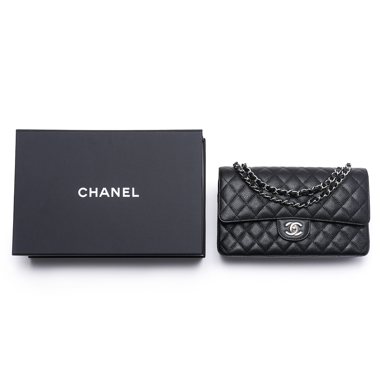 CHANEL(USED)샤넬 캐비어 클래식 미듐 플랩백