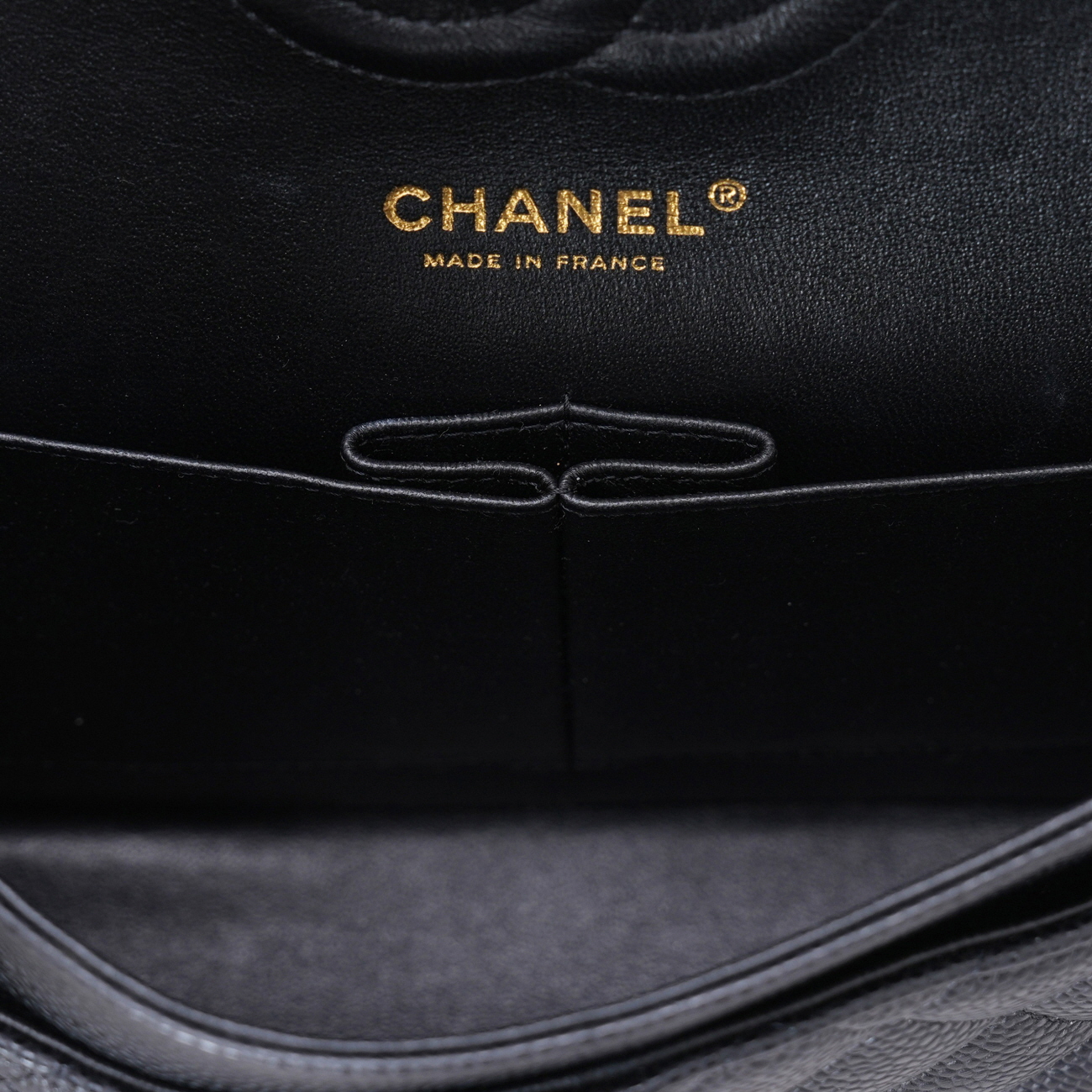 CHANEL(USED)샤넬 클래식 캐비어 미듐 플랩백